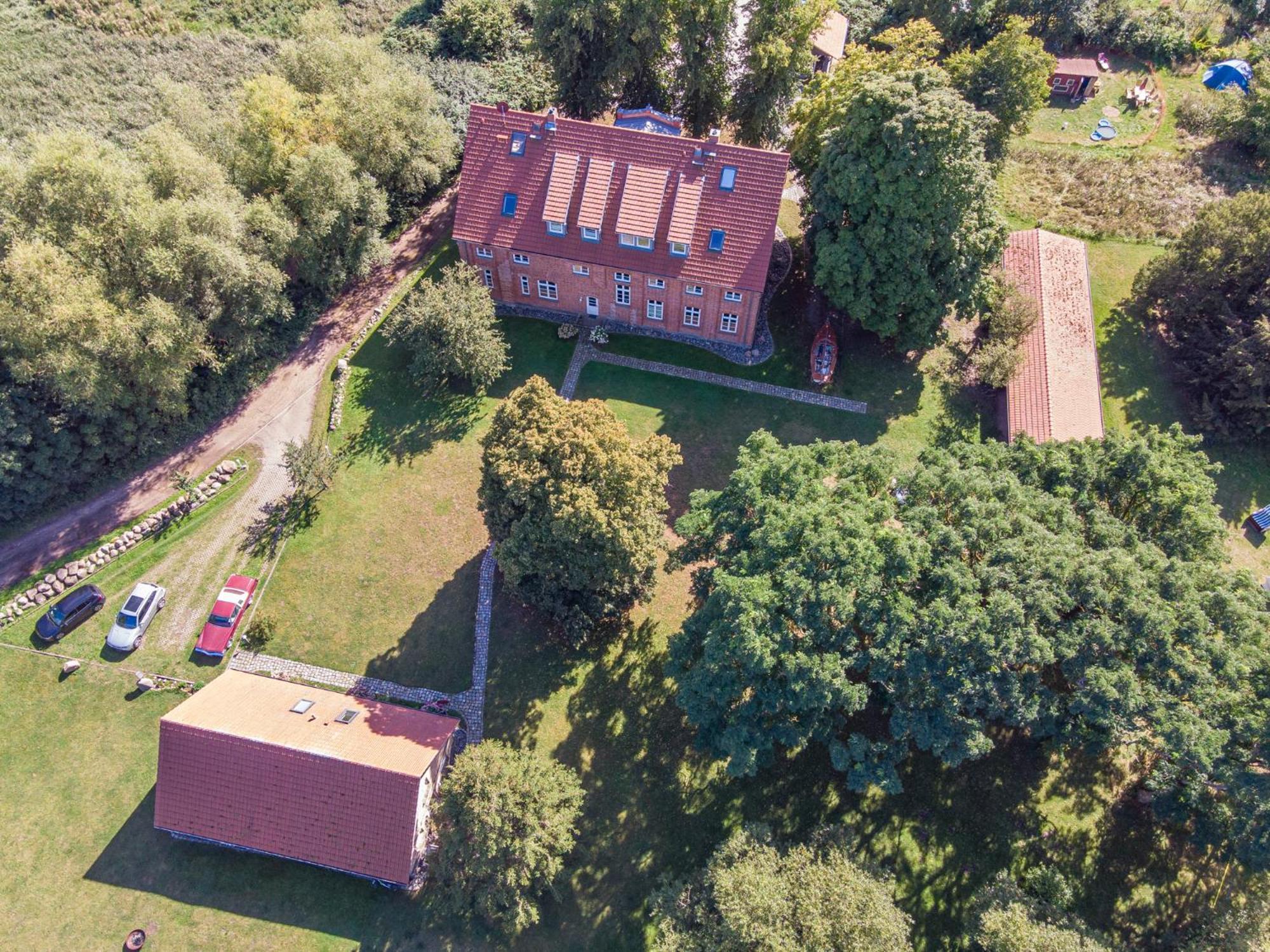 Gutshof Dubnitz - Ferienwohnung 1 "Carlo" Sassnitz Exterior photo